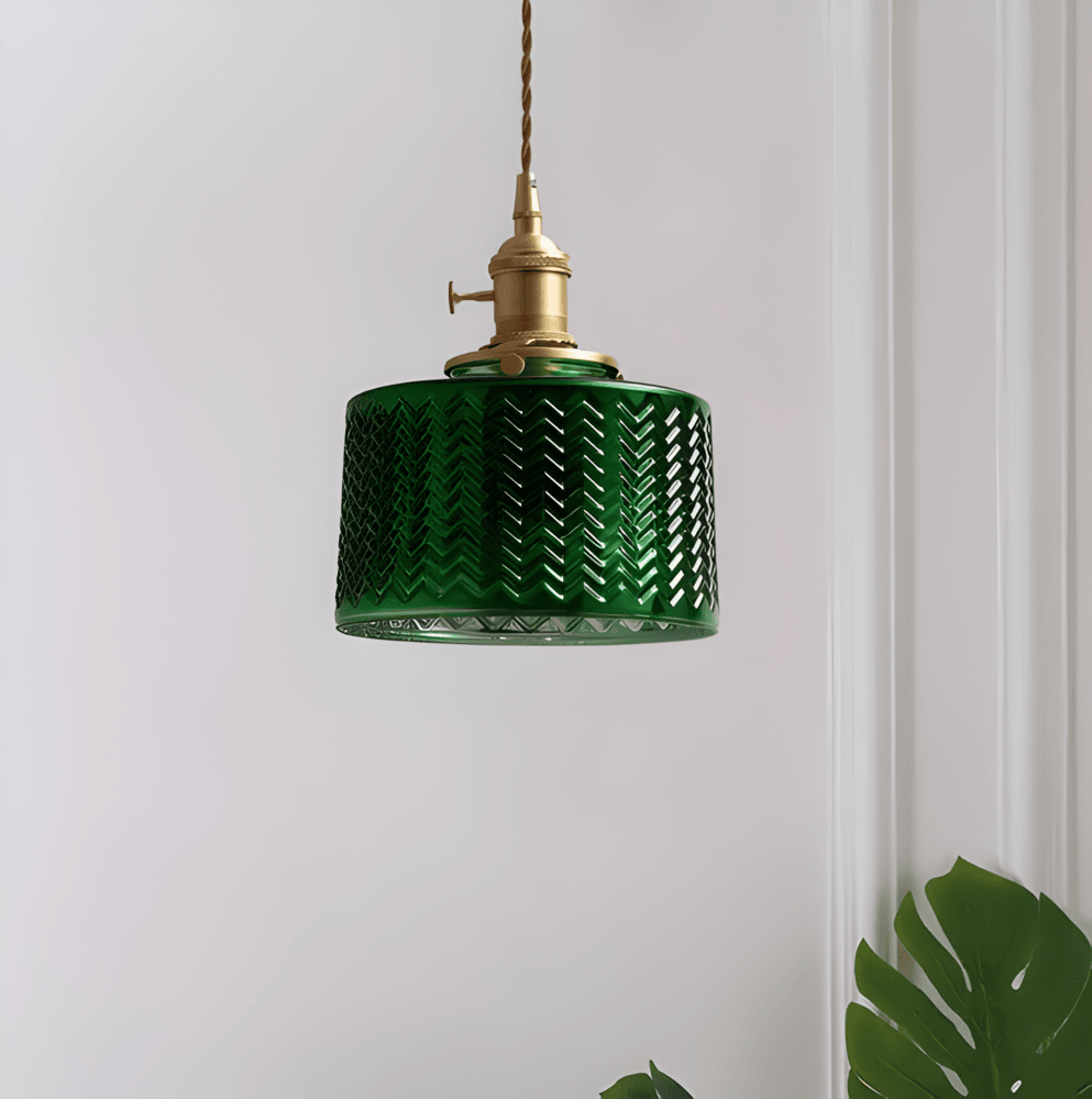 Grön glas pendellampa med nordisk design och mjukt ljus för kök vardagsrum och sovrum