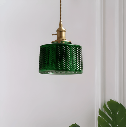 Grön glas pendellampa med nordisk design och mjukt ljus för kök vardagsrum och sovrum