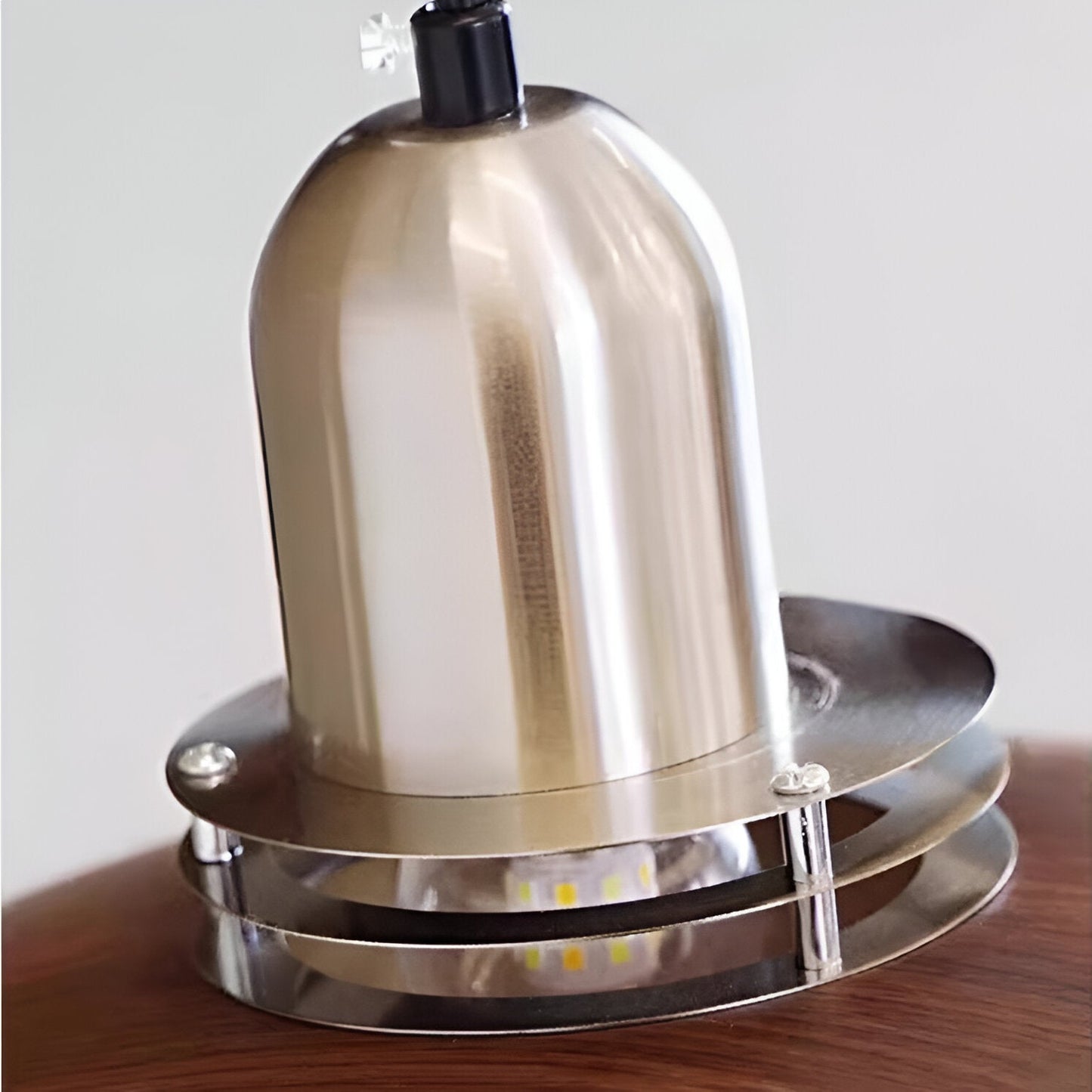 Retro pendellampa i smidesjärn med flygande tefat-design för matsal bar och vardagsrum