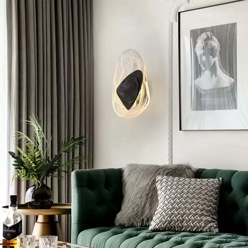 Velto | LED vägglampa med upp- och nedåtriktat ljus i modern design