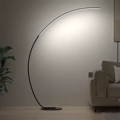 Arkel | Nordisk LED hörn-golvlampa med fjärrkontroll och dimbar funktion