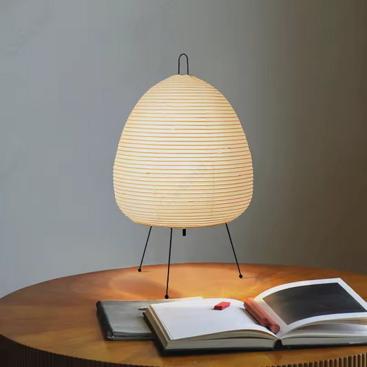 Saku | Japansk bordslampa i rispapper med stilren och traditionell design
