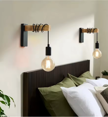 Lunor | Vägglampa i trä och järn med retro design och dekorativ stil