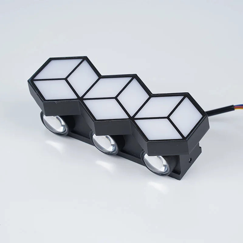 Modern vattentät vägglampa i aluminium – för inomhus och utomhusbruk