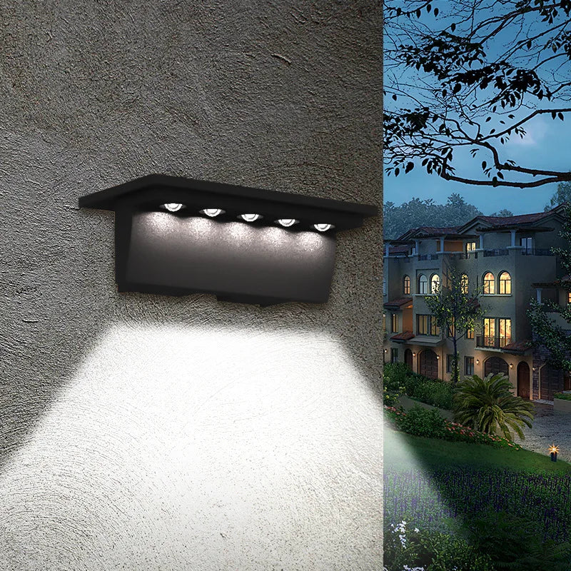 2-pack solcellslampor med 5 LED – vattentäta vägglampor med intelligent sensor (IP65)