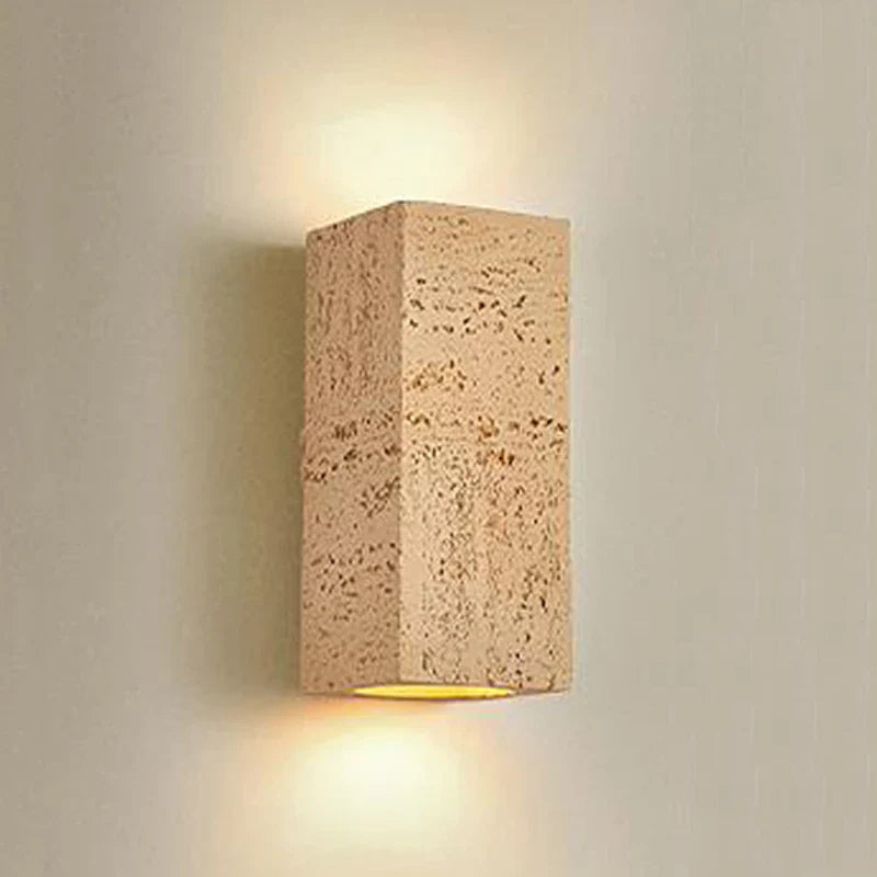 Wabi-sabi vägglampa i betong med nordisk design och varm LED-belysning