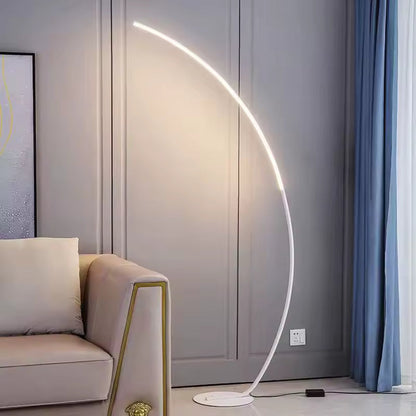 Arkel | Nordisk LED hörn-golvlampa med fjärrkontroll och dimbar funktion