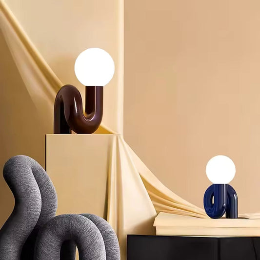 Arvéo | Nordisk glas skrivbordslampa i postmodern design för sovrum och hotell