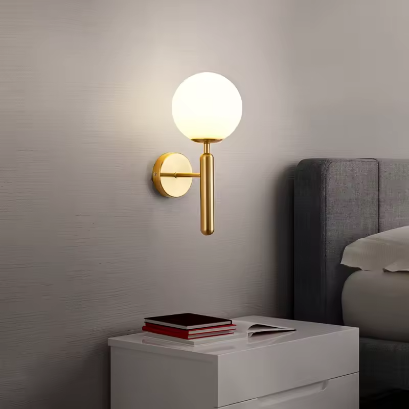 Willow | Modern vägglampa med kopparfinish och elegant tidlös design