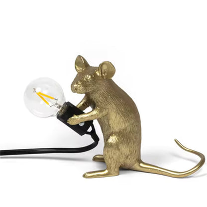 Ratlamp – Dekorativ bordslampa i harts med musdesign och unik inredningsdetalj