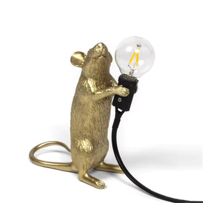 Ratlamp – Dekorativ bordslampa i harts med musdesign och unik inredningsdetalj