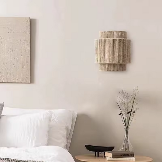 Ravela | Vägglampa med rustik design i hamparep och stilfull karaktär