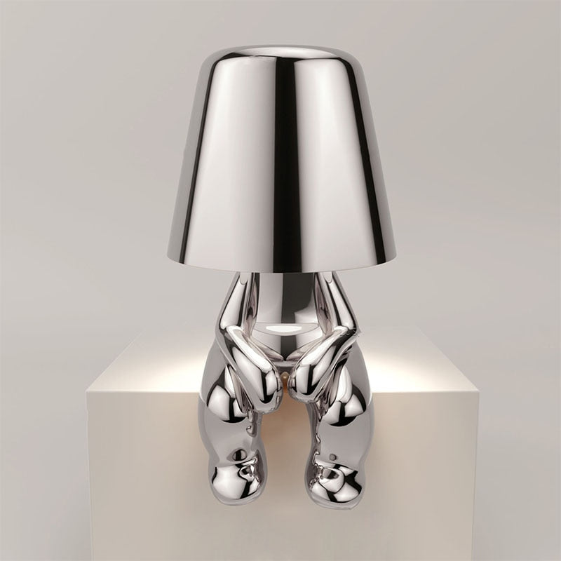Unik dekorativ bordslampa i figurdesign LED i guld eller silver