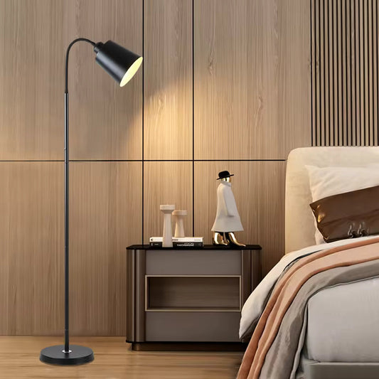Veylo | Modern golvlampa med justerbar svanhals för läsning och heminredning
