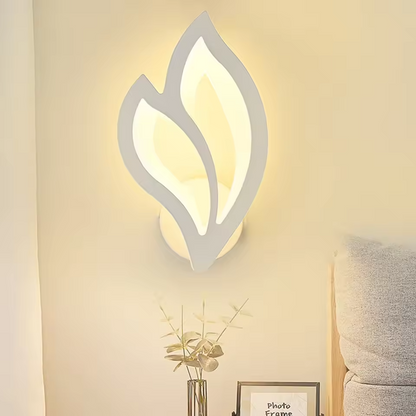 Varo | Modern vägglampa med LED-belysning uppåt och nedåt för stilren effekt