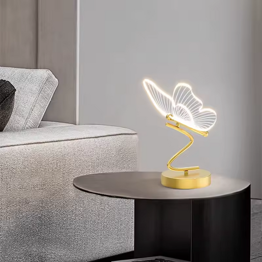 Auri | Fjärilsinspirerad bordslampa med LED-ljus och praktisk knappströmbrytare