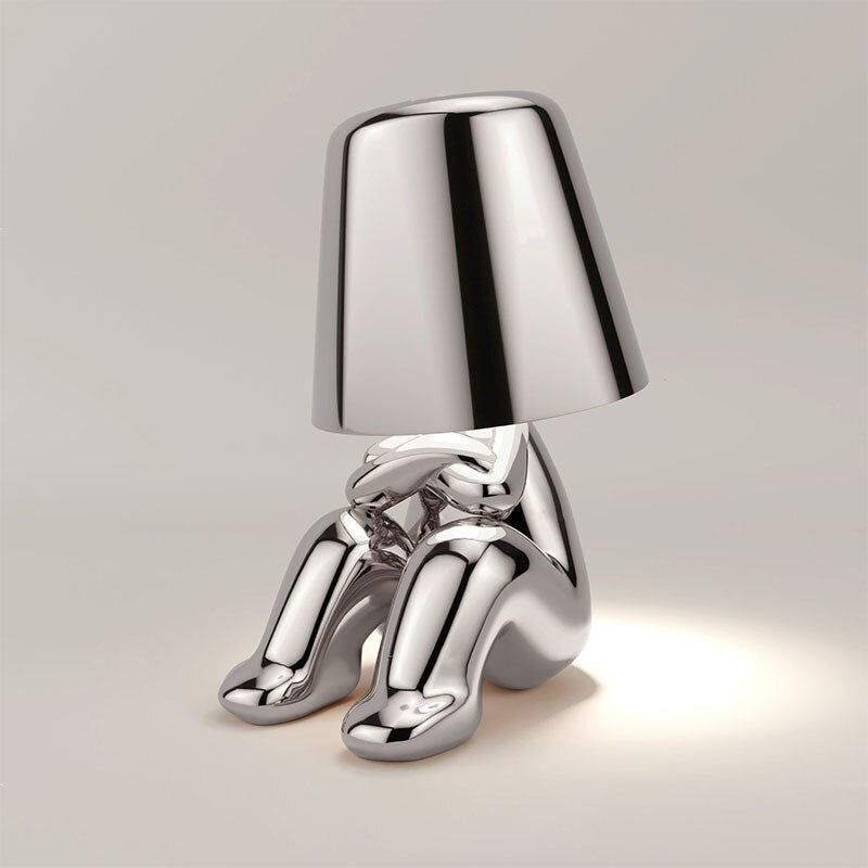 Unik dekorativ bordslampa i figurdesign LED i guld eller silver