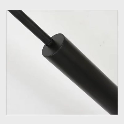 Typo | Nordisk svart minimalistisk golvlampa med LED-belysning uppåt och nedåt