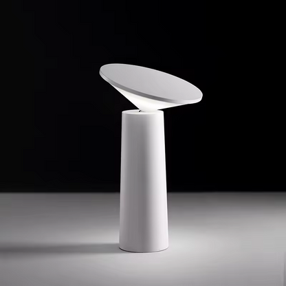 Livona | Kristallinspirerad bordslampa med smidig touchkontroll och modern design
