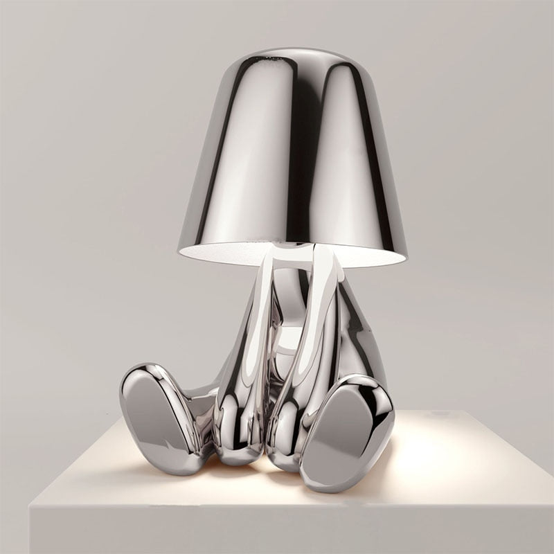 Unik dekorativ bordslampa i figurdesign LED i guld eller silver