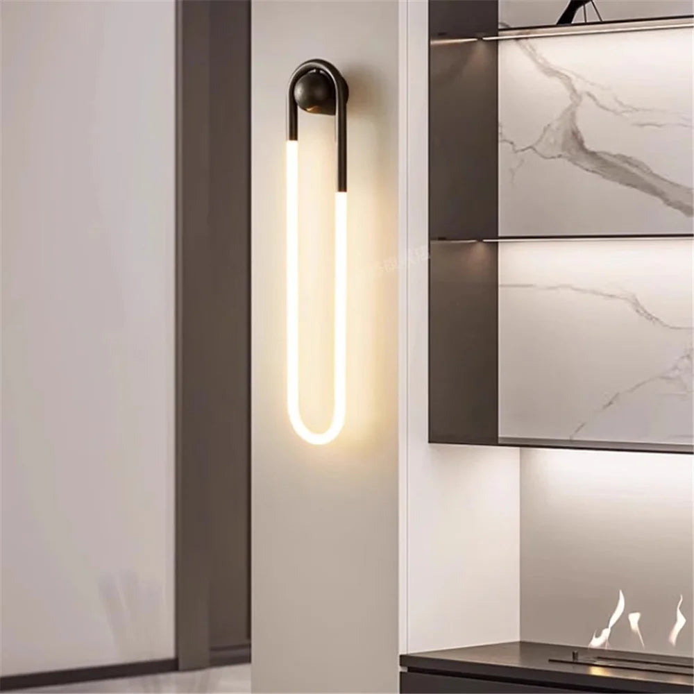 Modern oval LED vägglampa i metall och akryl för sovrum och vardagsrum
