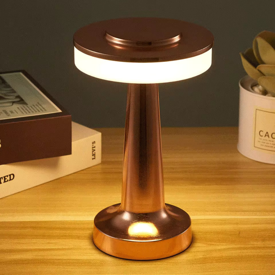 Lumiéra | Uppladdningsbar bordslampa med smidig touchkontroll och modern design