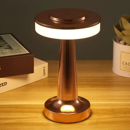 Lumiéra | Uppladdningsbar bordslampa med smidig touchkontroll och modern design