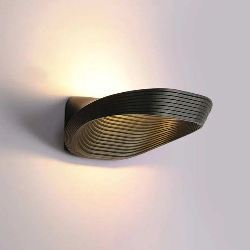 Modern Vägglampa i Aluminium – Elegant Upp- och Nedljus