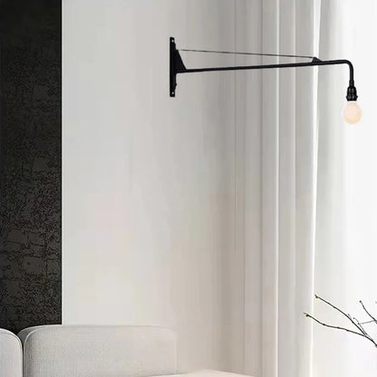 Minimalistisk vägglampa med lång arm och roterbar design