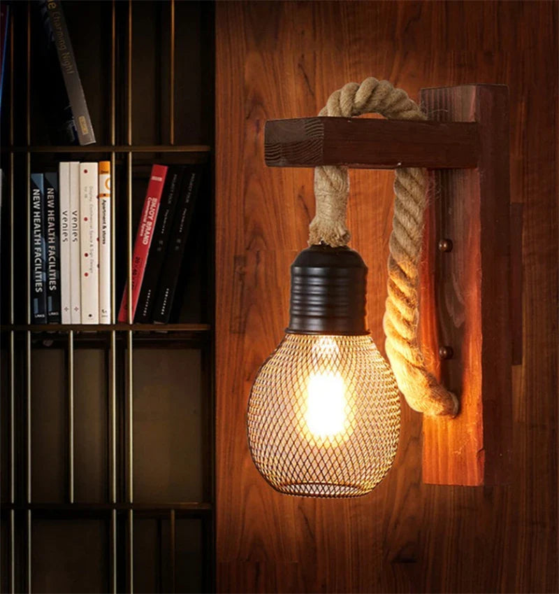 Vägglampa i trä och rep – vintage industriell design för sovrum, vardagsrum och hall