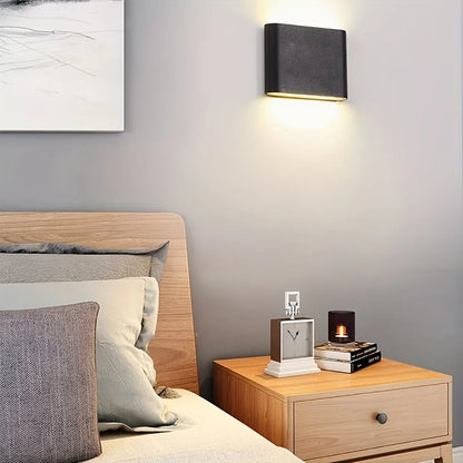 Modern vattentät vägglampa i aluminium med dubbel LED-belysning