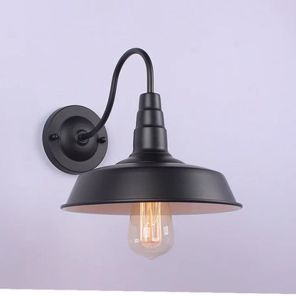 Retro industriell vägglampa – rustik vintagebelysning för inomhus och utomhus