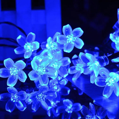 Blossomaura | Solcells körsbärsblomsljus – LED-slinga för trädgård och uteplats