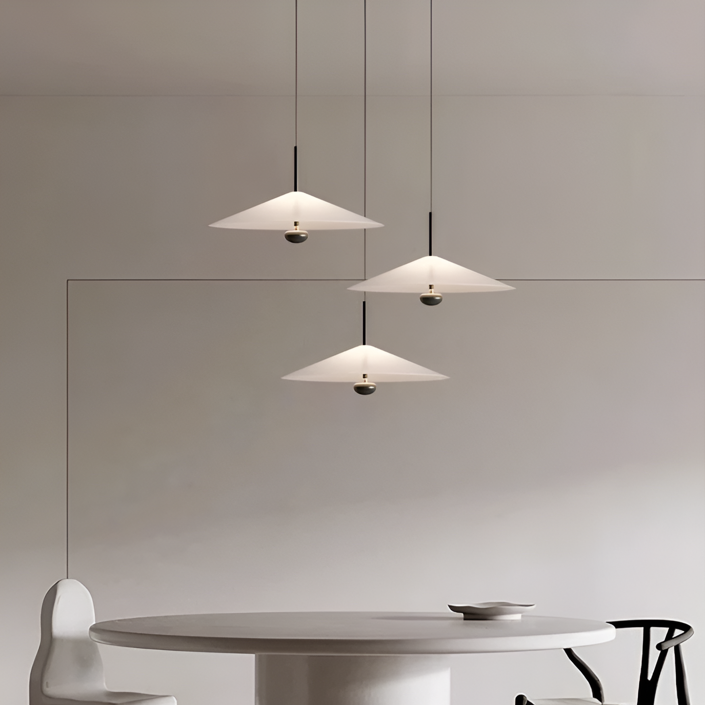 Modern vit pendellampa i minimalistisk design för kök och vardagsrum