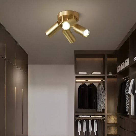 Takspotlight i mässing med LED och justerbara huvuden för flexibel belysning