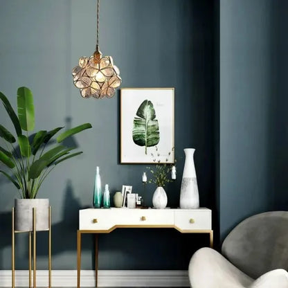 Handgjord glaspendel i blomdesign med mässingsdetaljer för kök sovrum hall