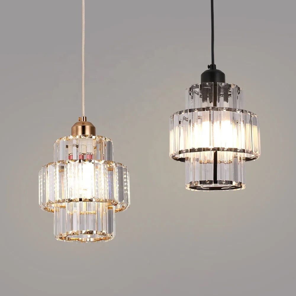 Elegant kristallpendel i svart eller guld med justerbar höjd och varm LED