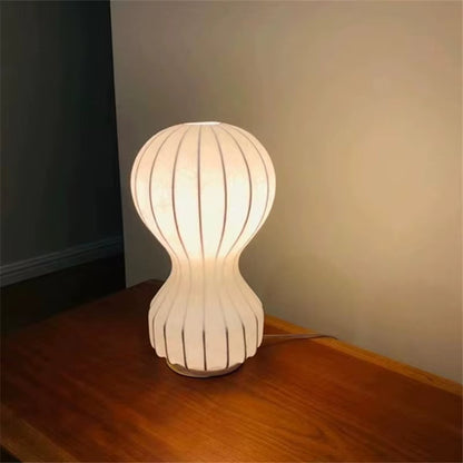 Modern vit cocoon bordslampa med skulptural design för sovrum vardagsrum och läshörna