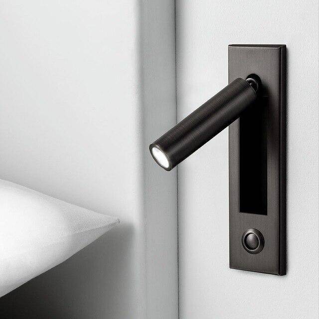 Vägglampa LED i metall med läsarm och infällbar design