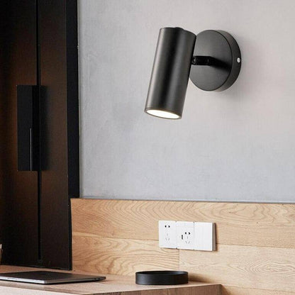 Modern vägglampa i metall – elegant och mångsidig belysning