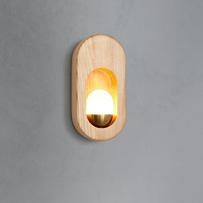 Vägglampa i ljust trä med LED-belysning och japansk minimalistisk design