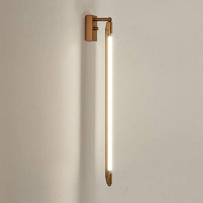Modern vägglampa i guld med LED-rördesign 68 cm aluminium